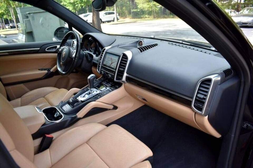 2014 Porsche Cayenne Platinum Edition 4dr Certified Pre-Owned - Image 4
