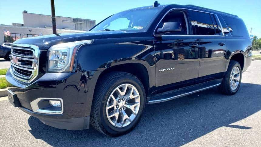 2015 GMC Yukon SLT 4WD Certified Pre-Owned - Image 2