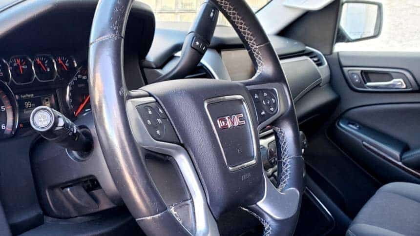 2014 GMC Yukon XL SLE 4WD Certified Pre-Owned - Image 3