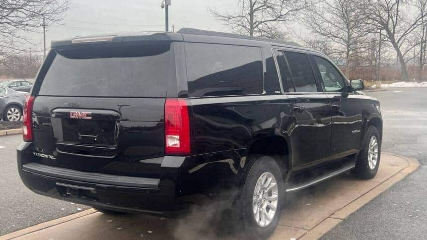 2016 GMC Yukon XL SLT 4WD Certified Pre-Owned - Image 7