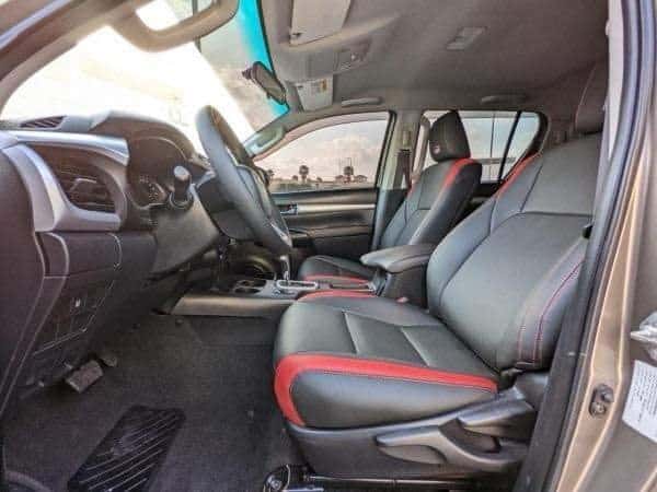 2019 Toyota Hilux 4wd Certified Pre-Owned - Image 2