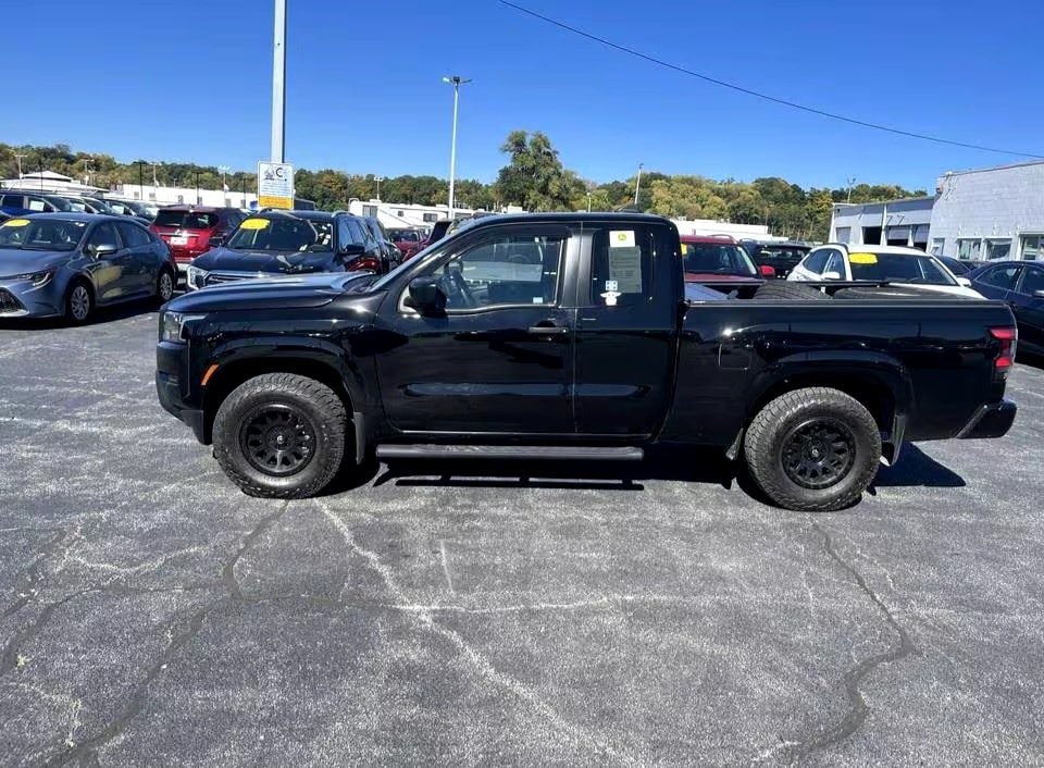 2022 Nissan Frontier S 4dr King Cab Certified Pre-Owned - Image 2