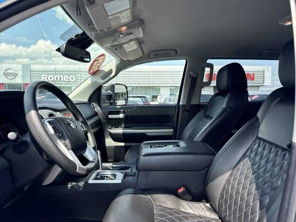 2021 Toyota Tundra SR5 4dr CrewMax 4WD SB – Certified Pre-Owned - Image 4