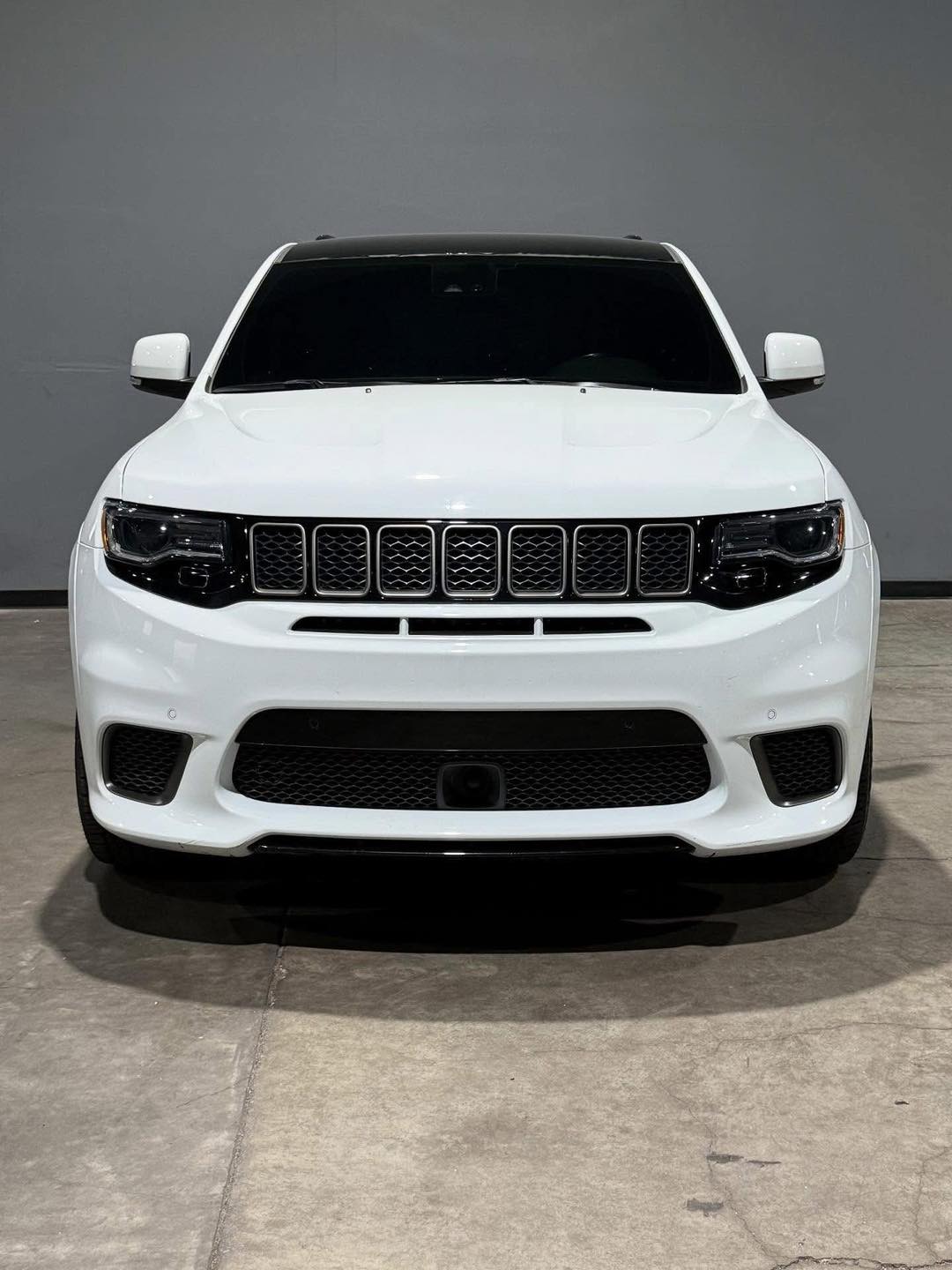 2018 Jeep Grand Cherokee TrackHawk - Image 5