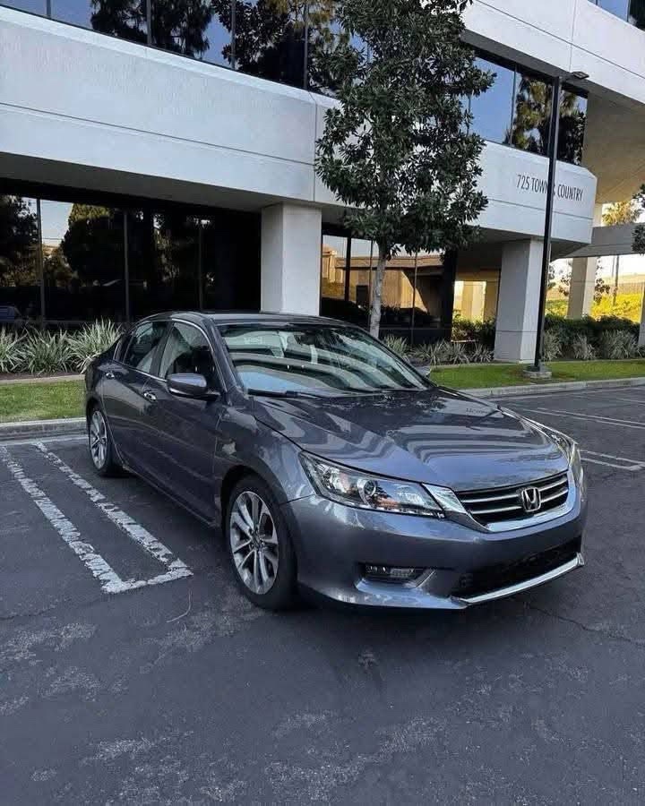 2015 Honda Accord - Image 7