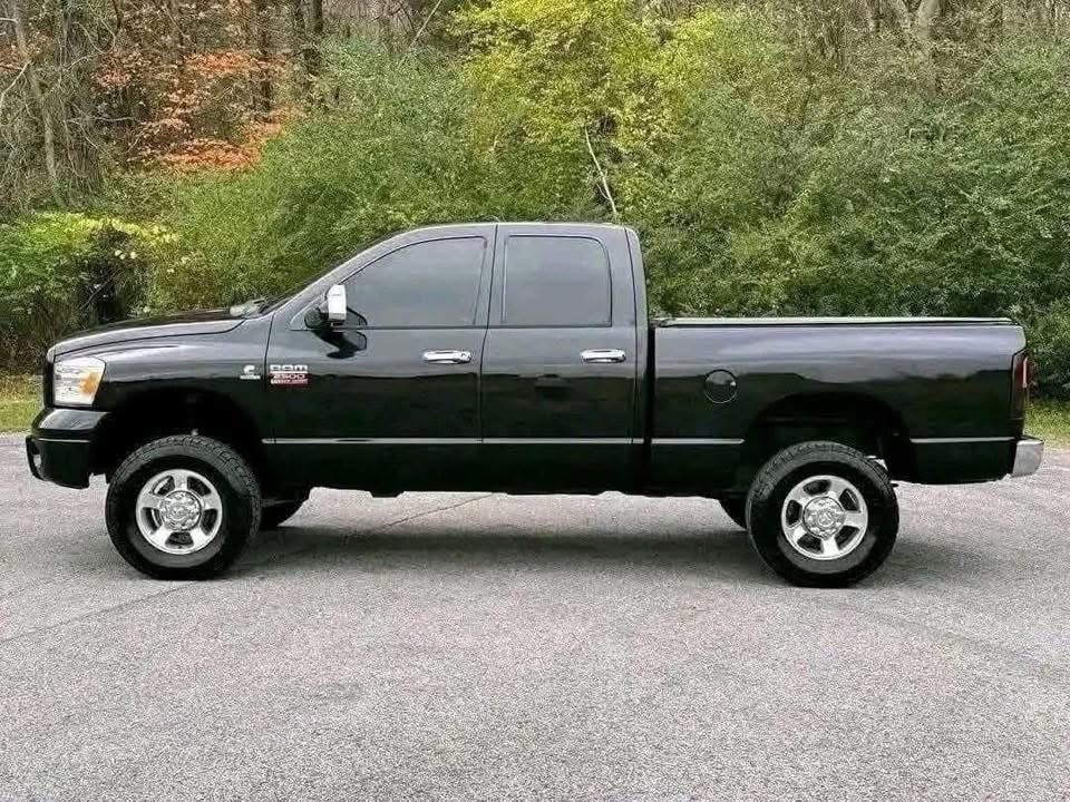 2008 Dodge Ram 2500 - Image 7