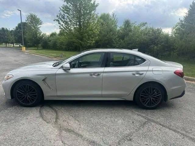 2019 Genesis G70 2.0T Advanced - Image 4