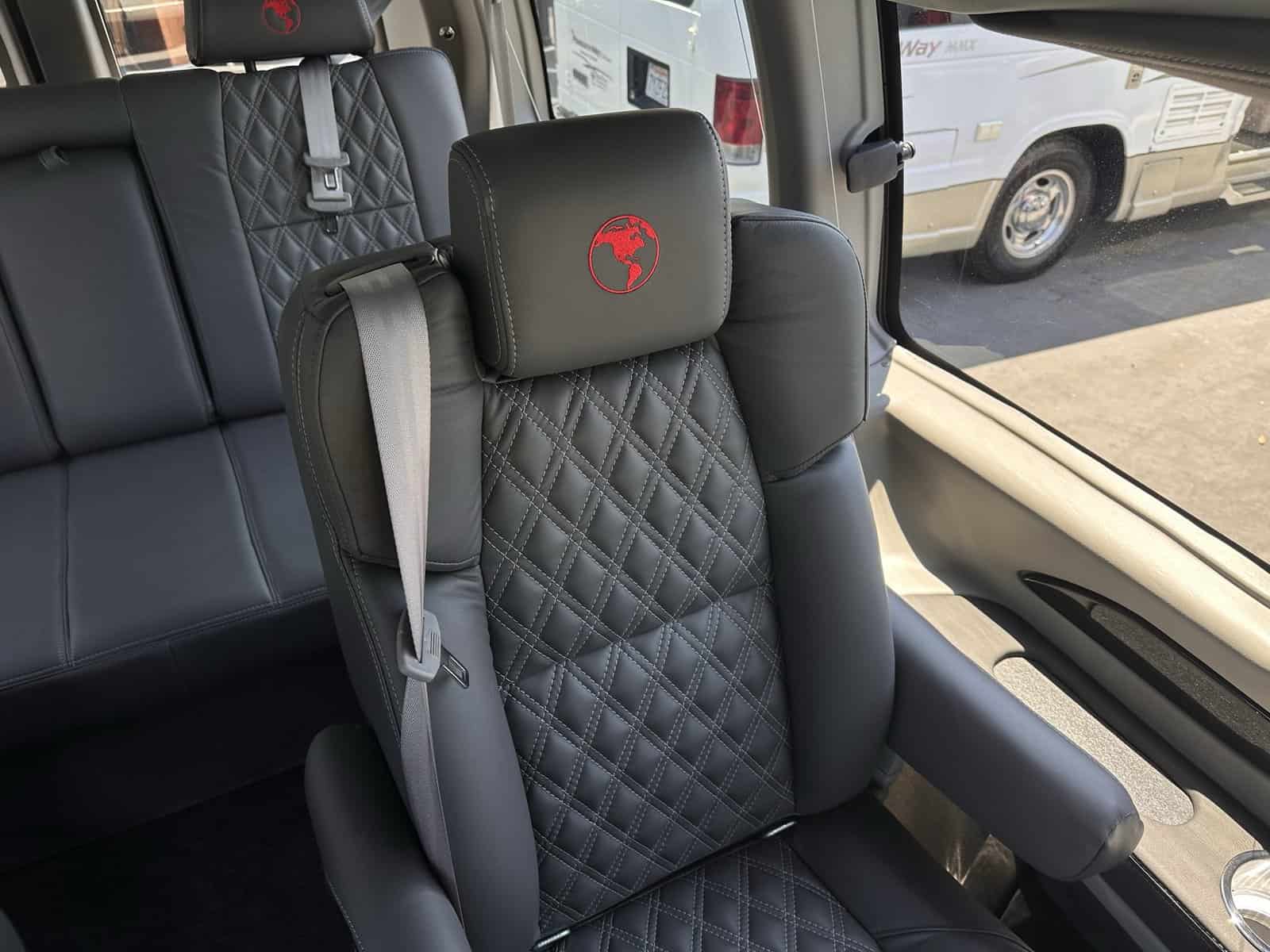 2023 GMC Savana 2500 Explorer SLK SPRT PKG – Certified - Image 23