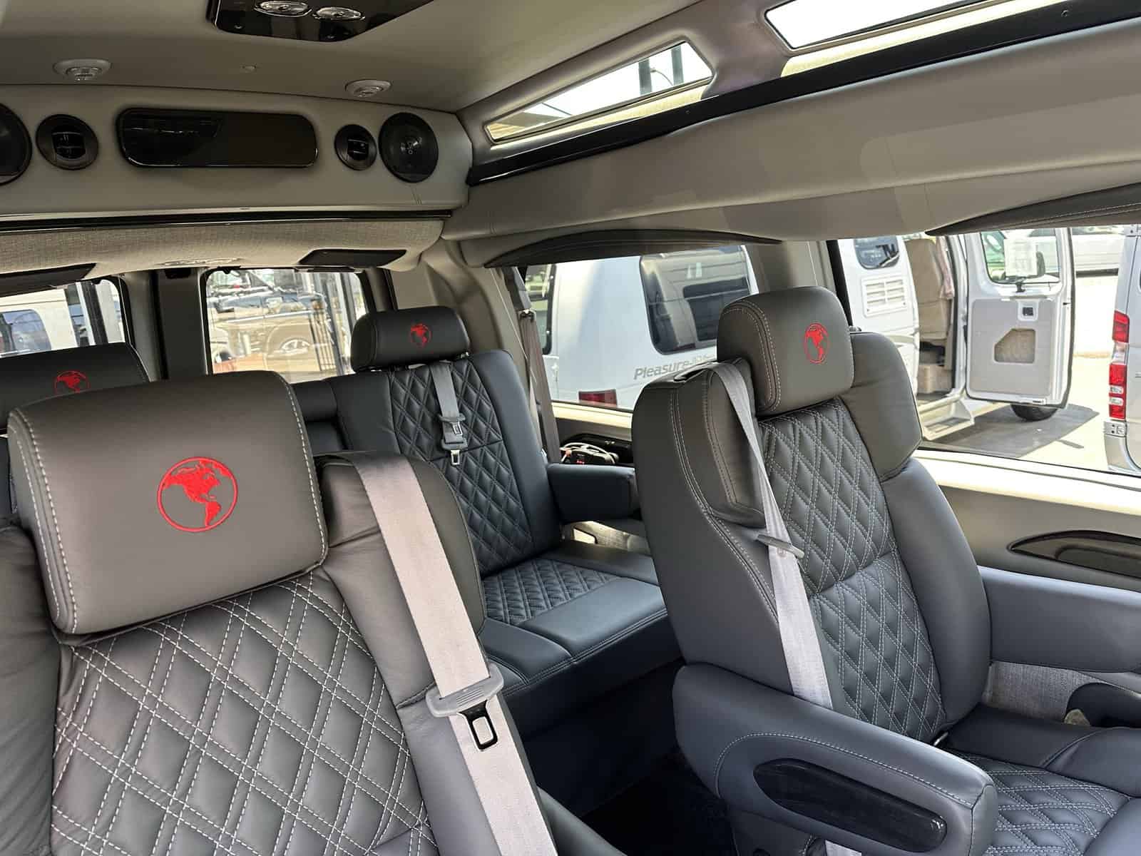 2023 GMC Savana 2500 Explorer SLK SPRT PKG – Certified - Image 8
