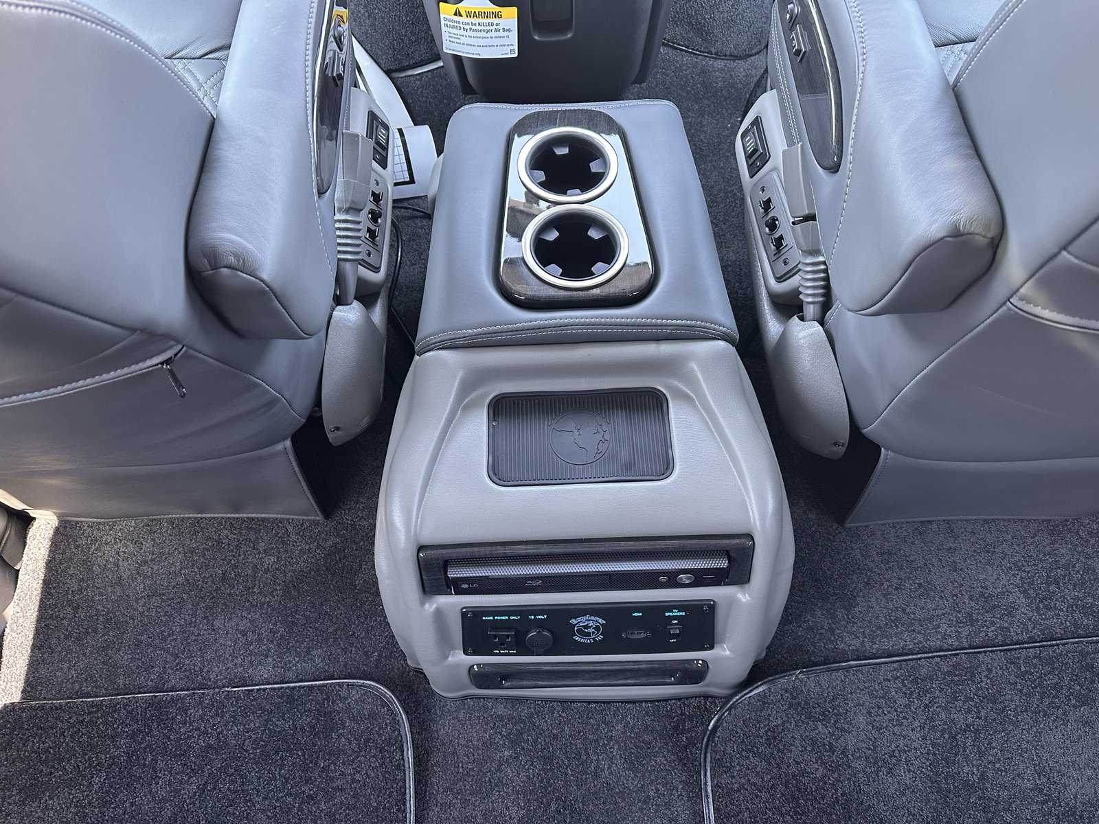 2023 GMC Savana 2500 Explorer SLK SPRT PKG – Certified - Image 13