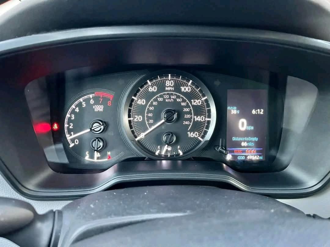 2022 Toyota Corolla LE - Image 5